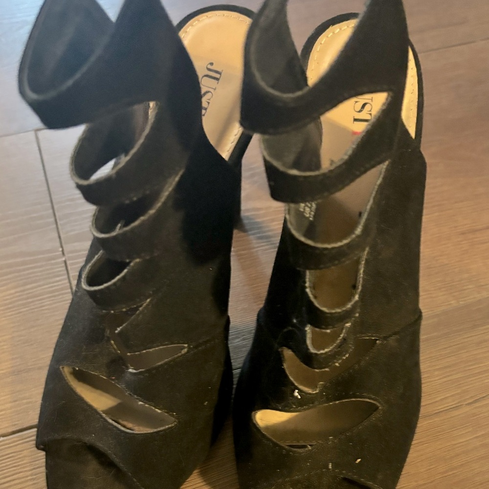 Size 7 black wrap around sexy heel